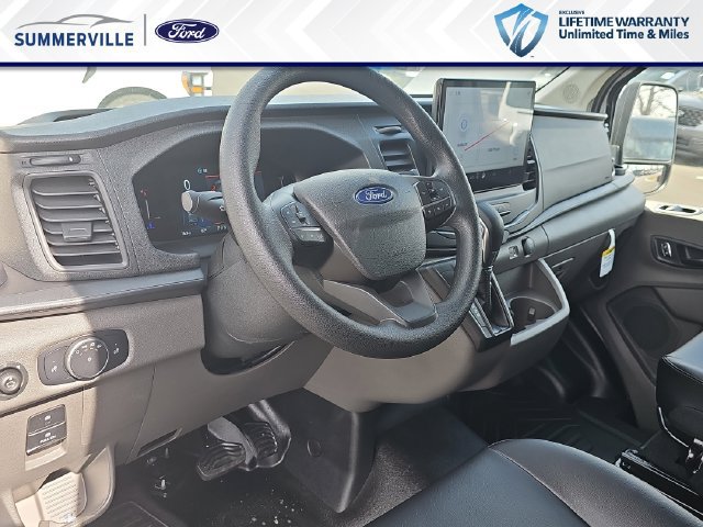 New 2026 Ford Transit 150 Low Roof RWD image 17