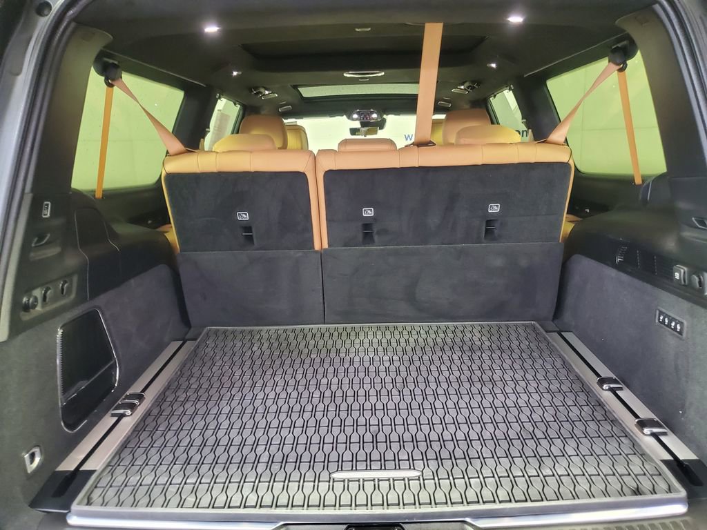 Used 2025 Jeep Grand Wagoneer L Series III w/ Rear Seat Video Group 1 image 8