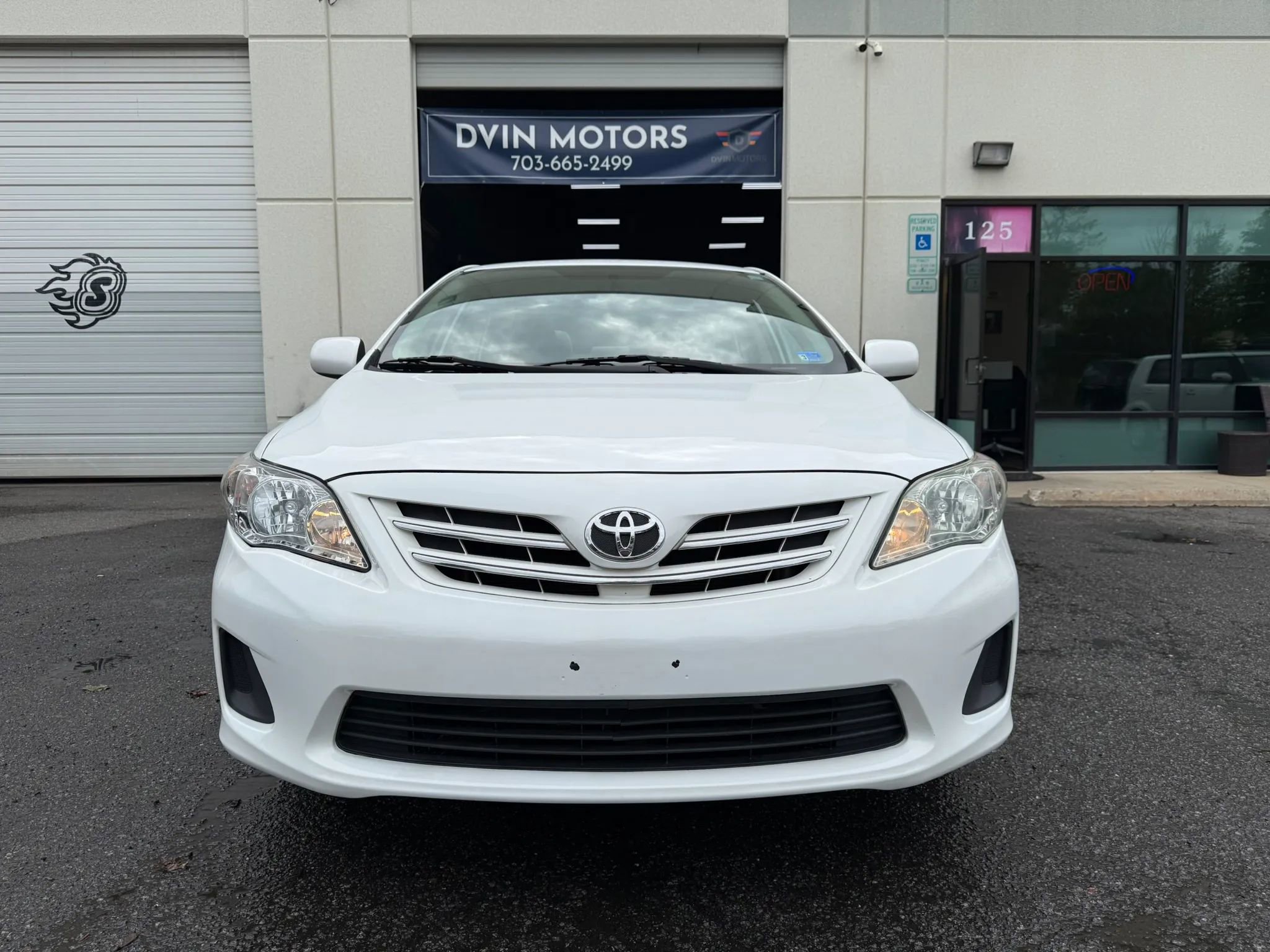 Used 2013 Toyota Corolla LE FWD image 6