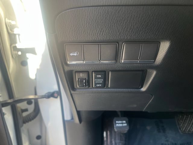 Used 2016 INFINITI QX80 4WD image 22
