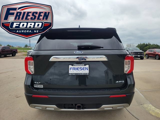 Used 2023 Ford Explorer XLT w/ Equipment Group 202A AWD/4WD image 6