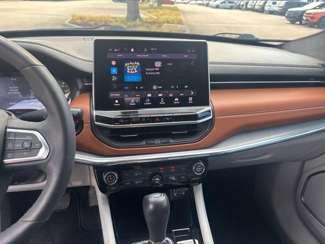 Certified 2024 Jeep Compass Limited AWD/4WD image 16