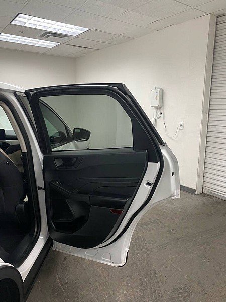 Used 2022 Ford Escape SE image 14