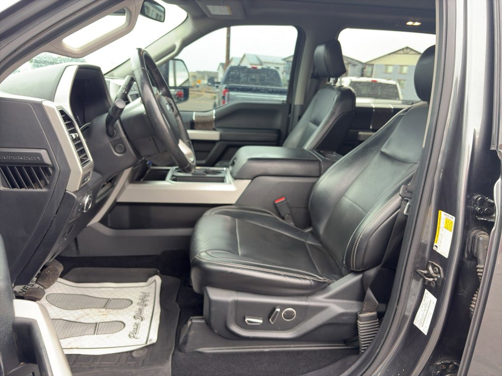Used 2019 Ford F350 Lariat w/ Lariat Ultimate Package AWD/4WD image 22