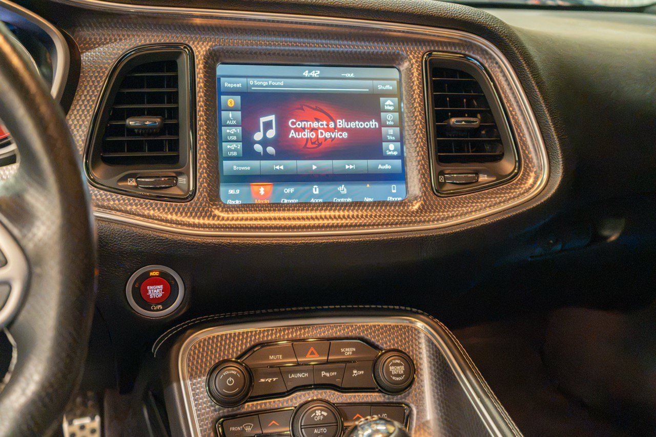 Used 2019 Dodge Challenger SRT Hellcat w/ Laguna Leather Package RWD image 37