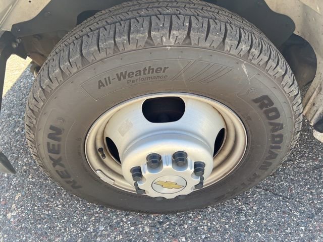 Used 2019 Chevrolet Express 3500 w/ Power Convenience Package RWD image 16