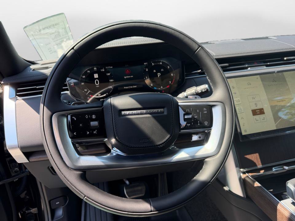 New 2026 Land Rover Range Rover Long Wheelbase SE AWD/4WD image 10