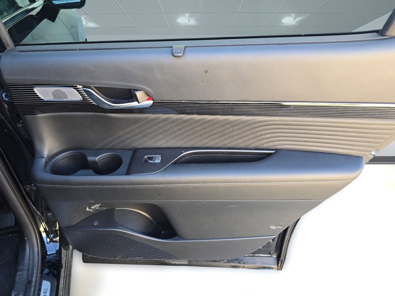 Used 2024 Hyundai Palisade Calligraphy image 24