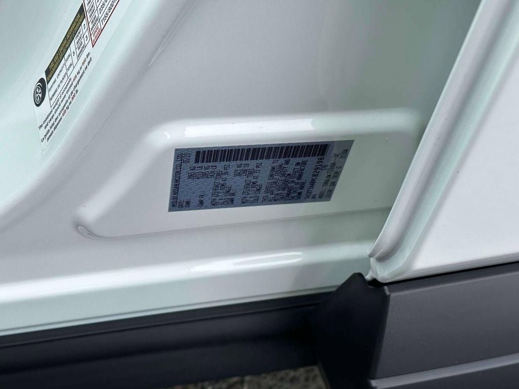 Used 2023 Nissan Rogue S FWD image 18