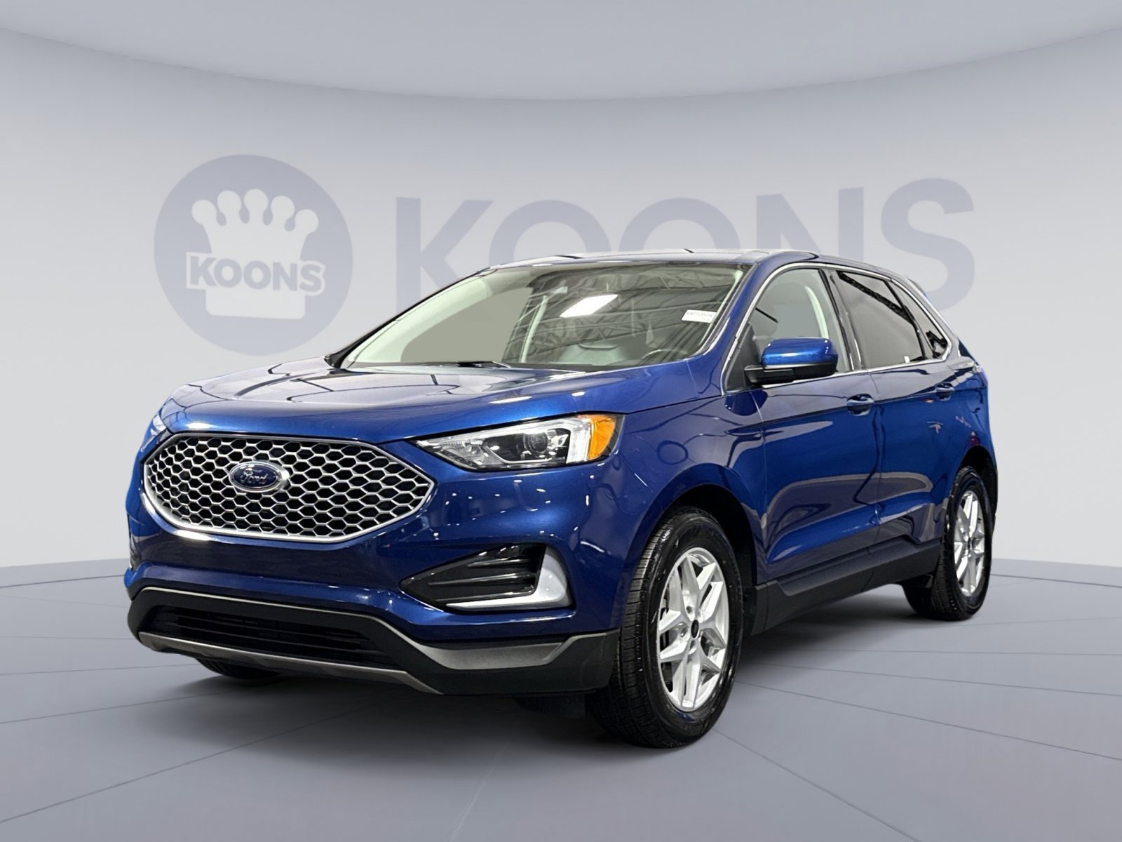 Used 2023 Ford Edge SEL image 1