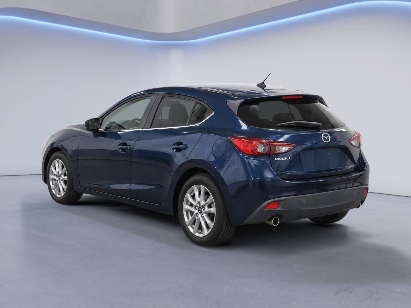 Used 2015 MAZDA MAZDA3 i Touring FWD image 4