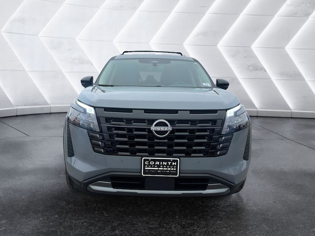 New 2026 Nissan Pathfinder Platinum image 2