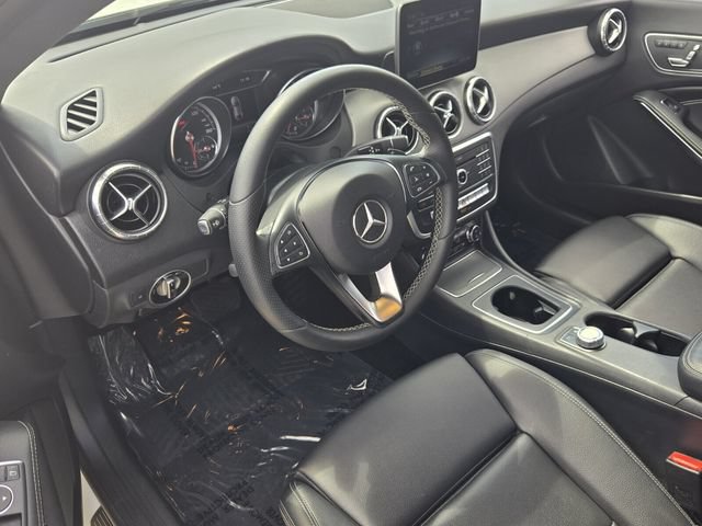 Used 2018 Mercedes-Benz CLA 250 image 11