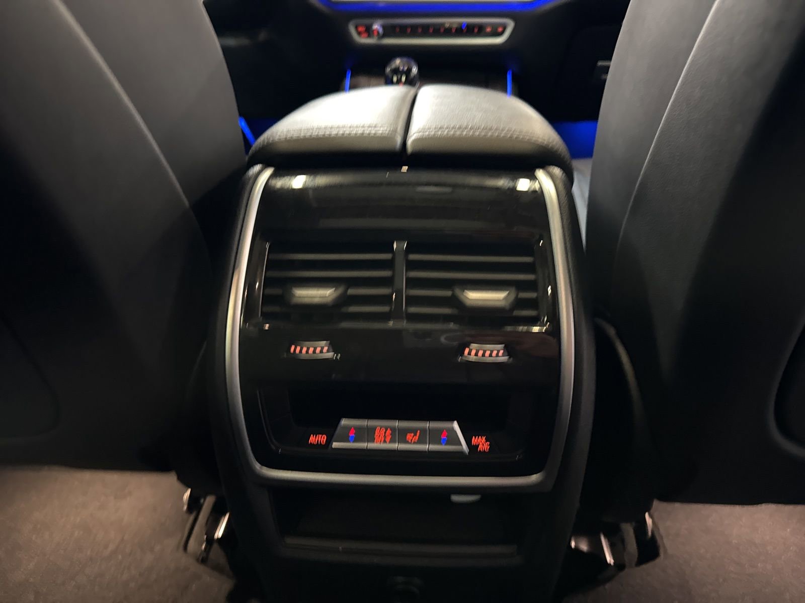 Used 2023 BMW X5 sDrive40i w/ Parking Assistance Package image 22