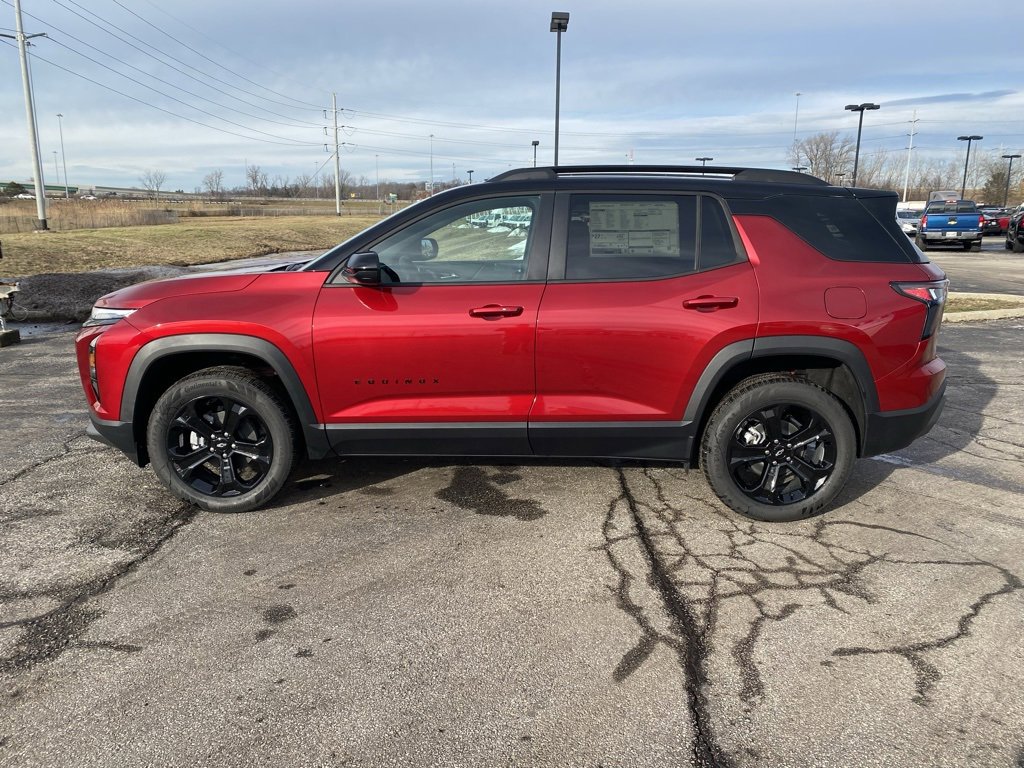 New 2026 Chevrolet Equinox LT w/ Midnight Edition image 4