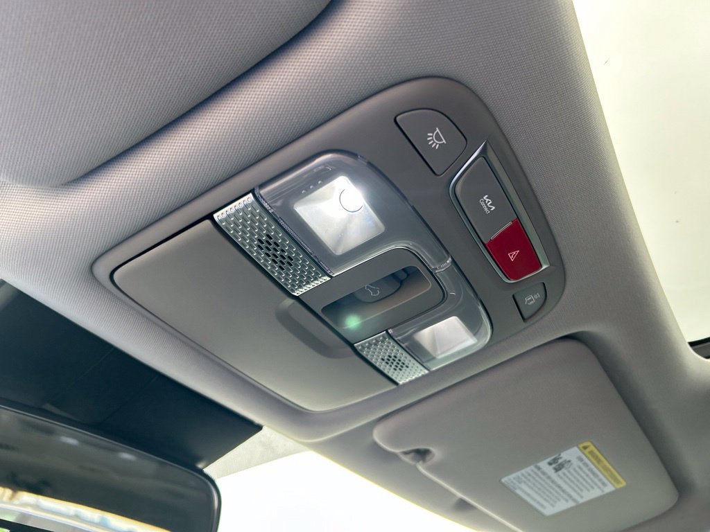 Used 2025 Kia Telluride S FWD image 44