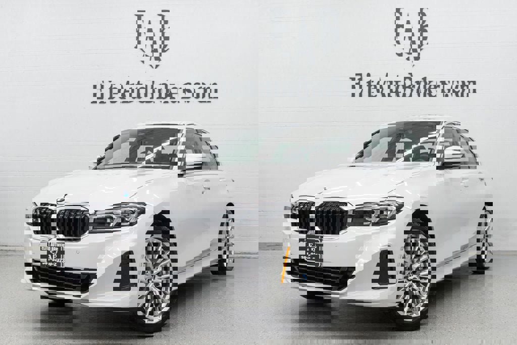 Used 2024 BMW 330i xDrive Sedan w/ Convenience Package image 1