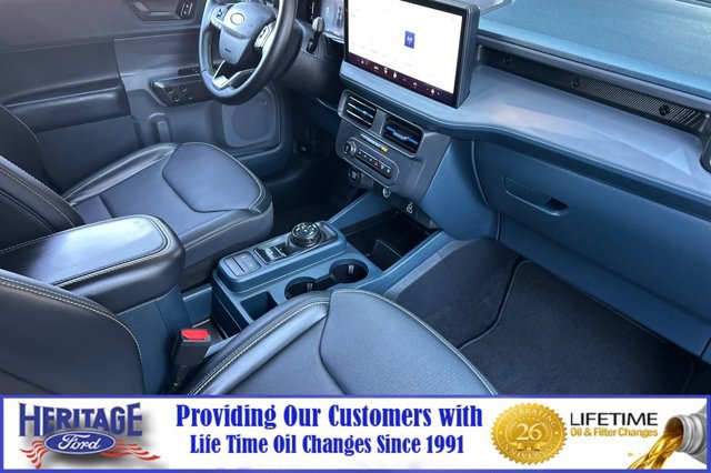 Used 2025 Ford Maverick Lobo AWD/4WD image 15
