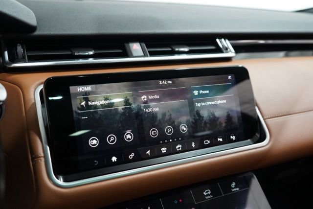 Used 2018 Land Rover Range Rover Velar R-Dynamic HSE image 24