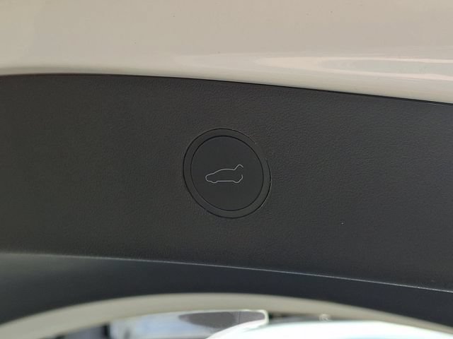 Used 2023 Tesla Model 3 Standard Range RWD image 34