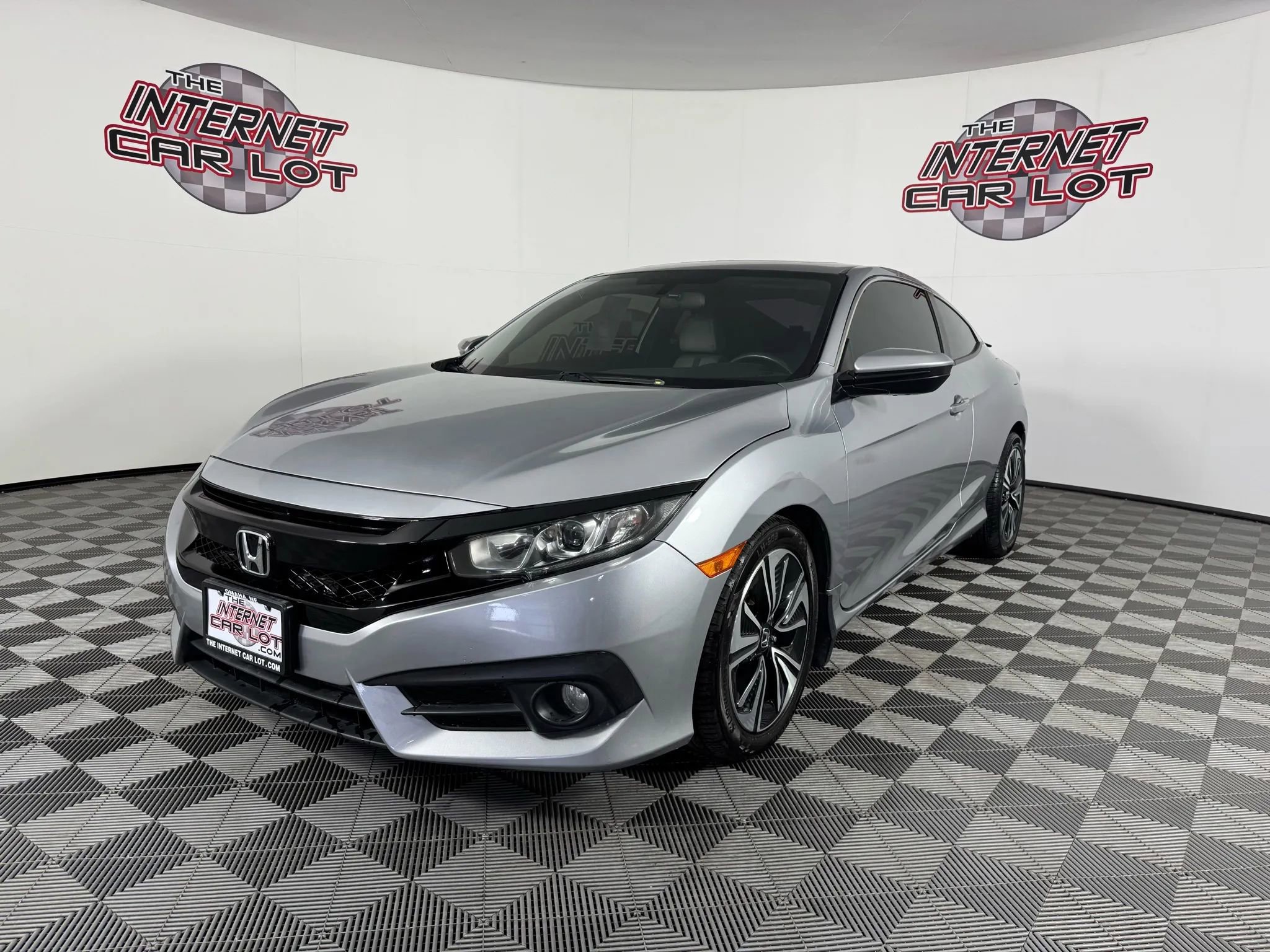Used 2018 Honda Civic EX-T image 1