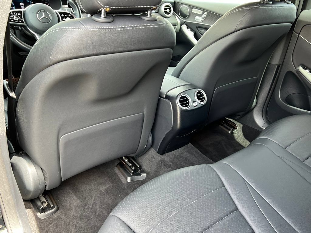 Used 2022 Mercedes-Benz GLC 300 4MATIC w/ Premium Package Lite image 34