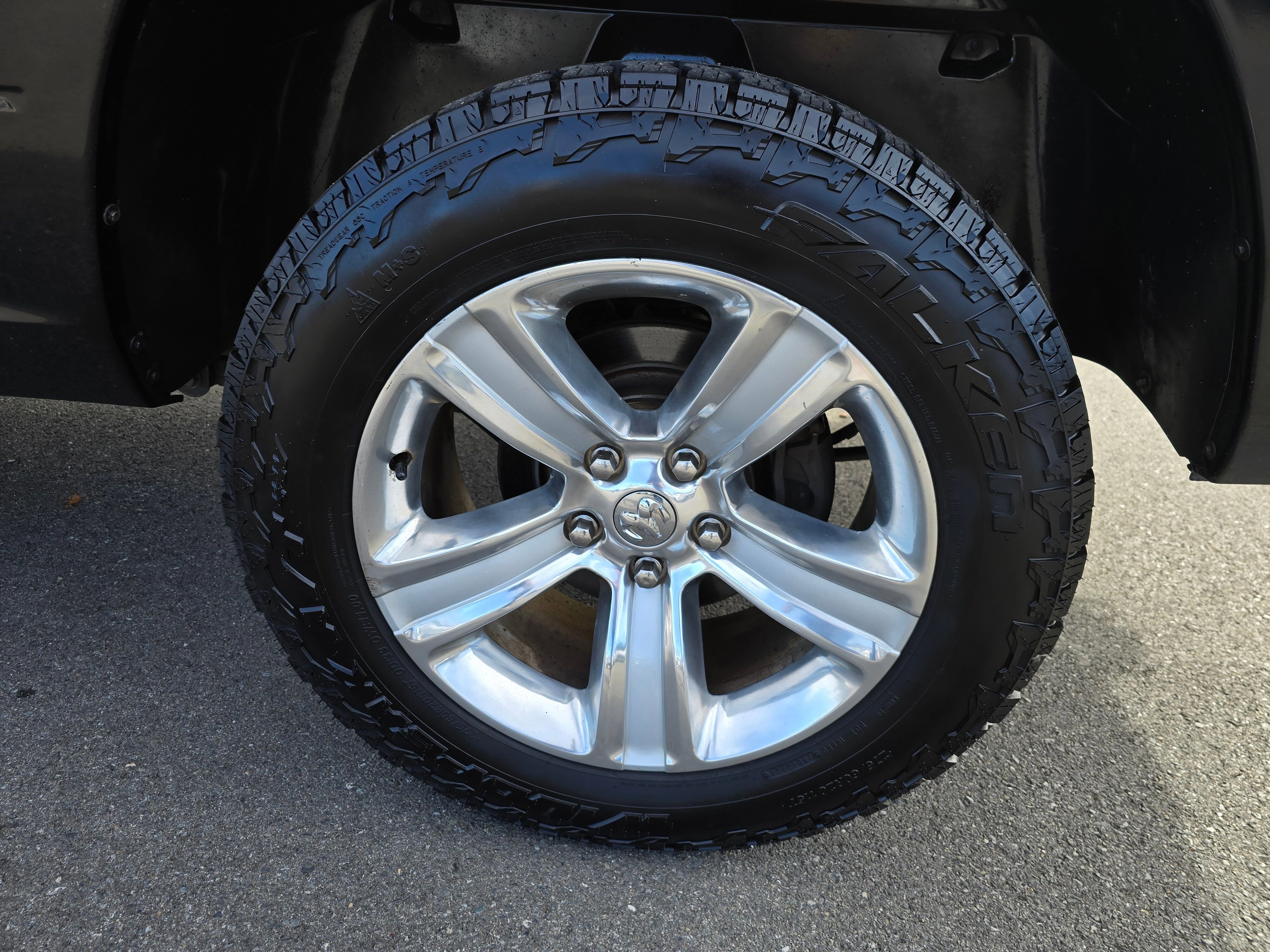 Used 2013 RAM 1500 ST w/ SXT Appearance Group AWD/4WD image 13