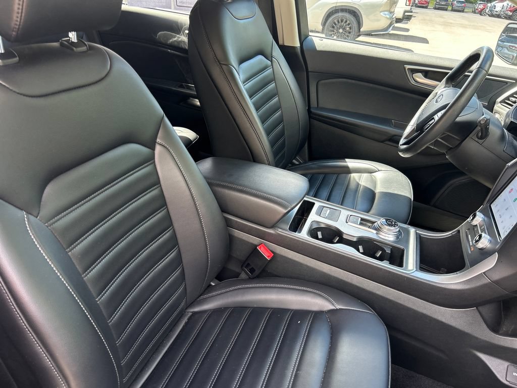 Used 2022 Ford Edge SEL w/ Convenience Package AWD/4WD image 13