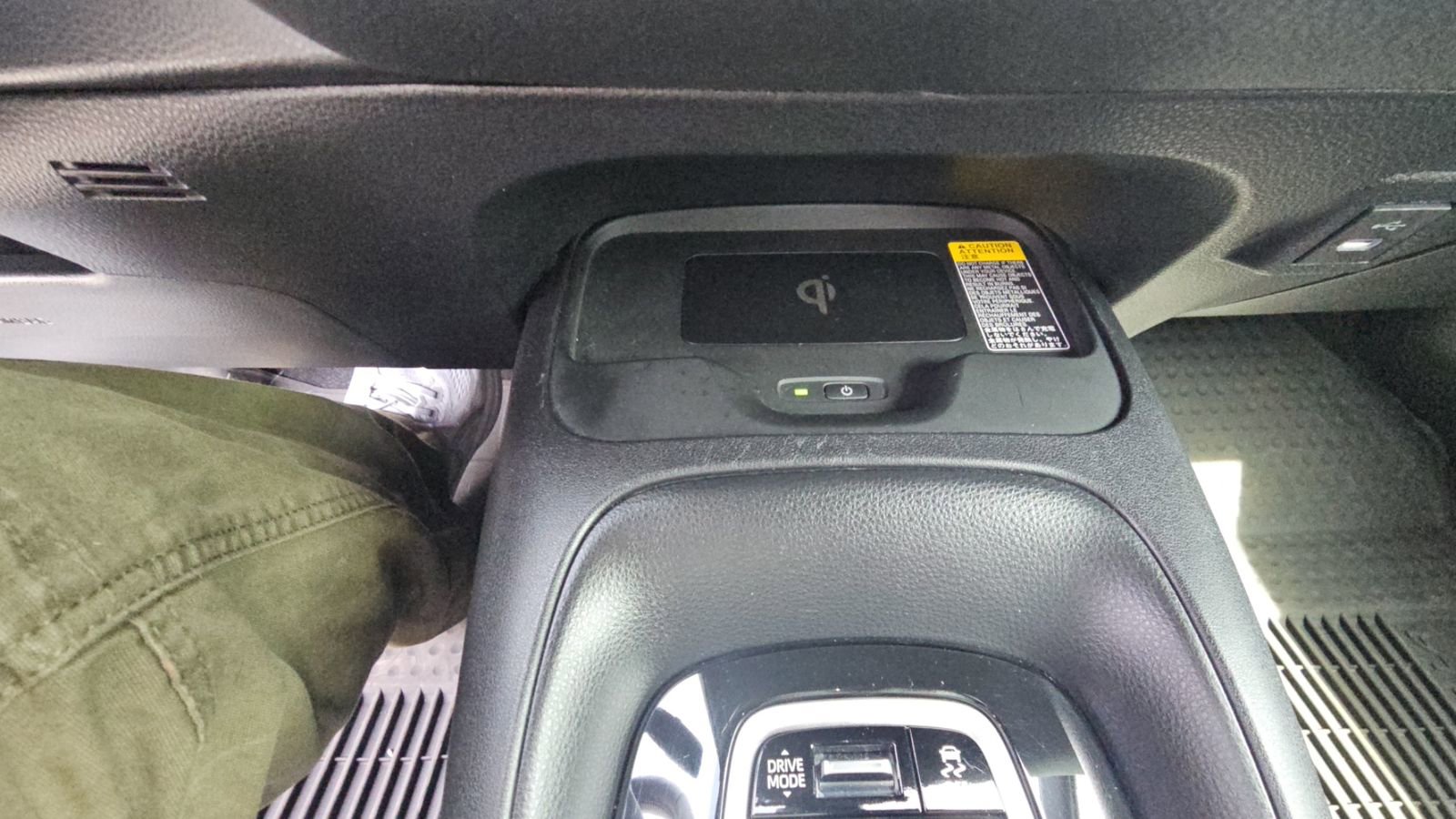 Certified 2025 Toyota Corolla SE image 18