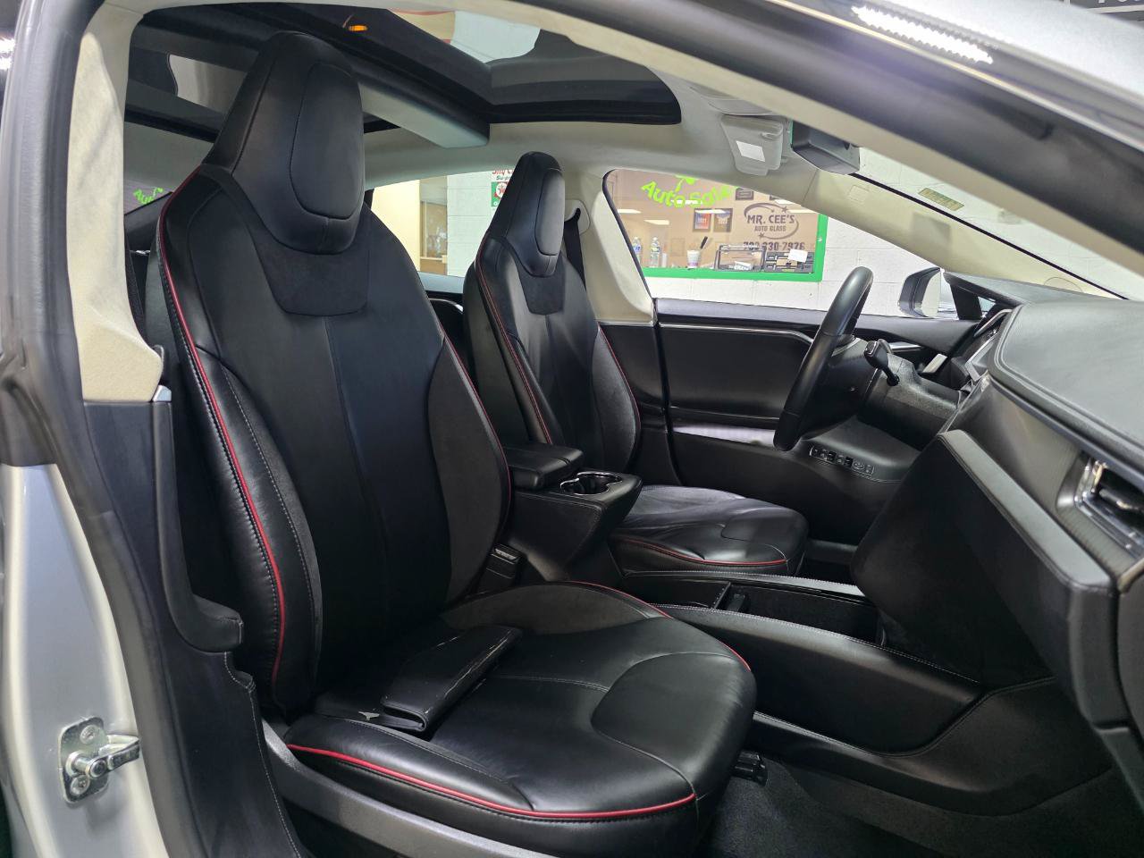Used 2013 Tesla Model S Performance RWD image 25