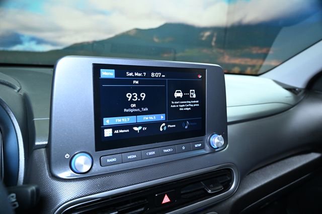 Used 2023 Hyundai Kona SE w/ Cargo Package image 31