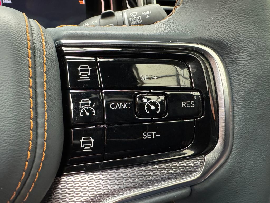 Used 2023 Jeep Grand Wagoneer Series II w/ Flexible Seating Group AWD/4WD image 18