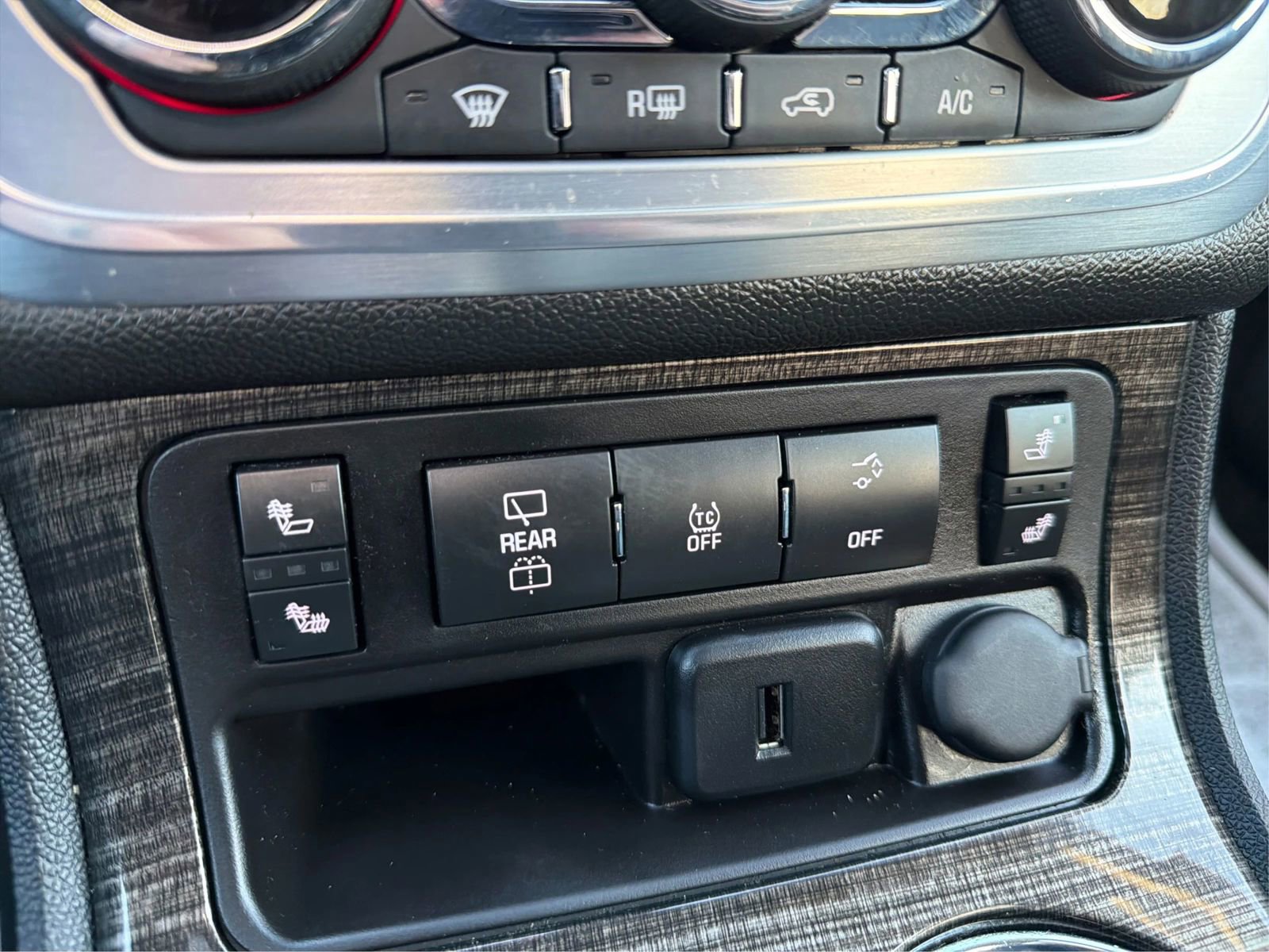 Used 2017 GMC Acadia Limited SLT image 35