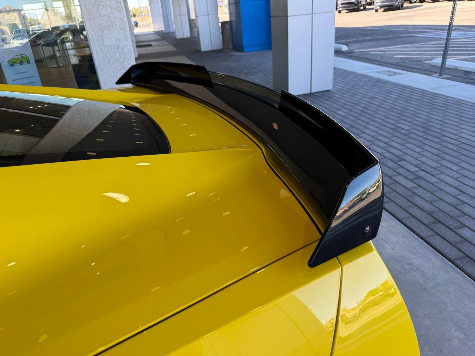 Used 2016 Chevrolet Corvette Z06 w/ 3LZ Preferred Equipment Group image 8