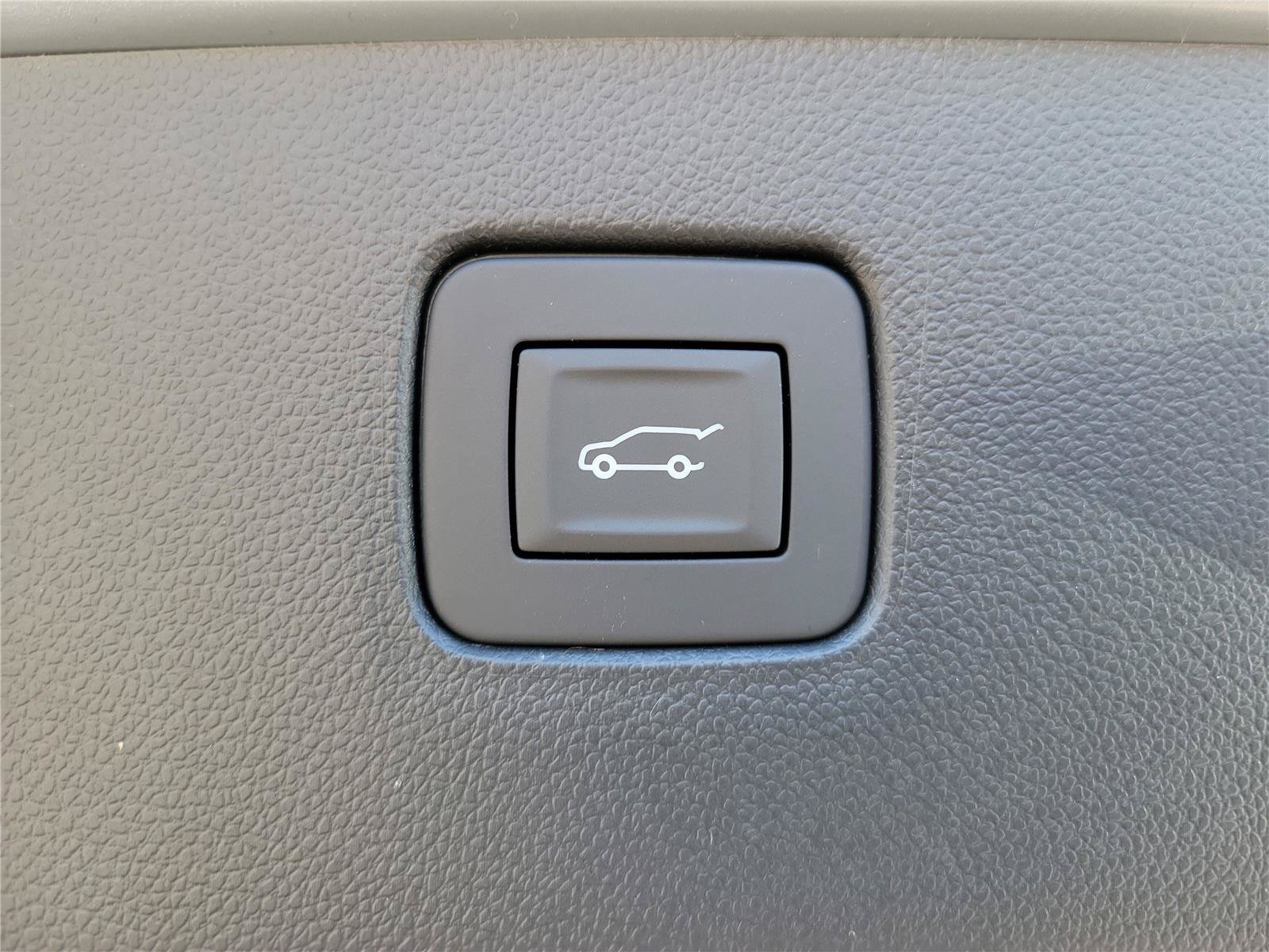 New 2026 Buick Envista Sport Touring w/ Convenience I Package FWD image 8