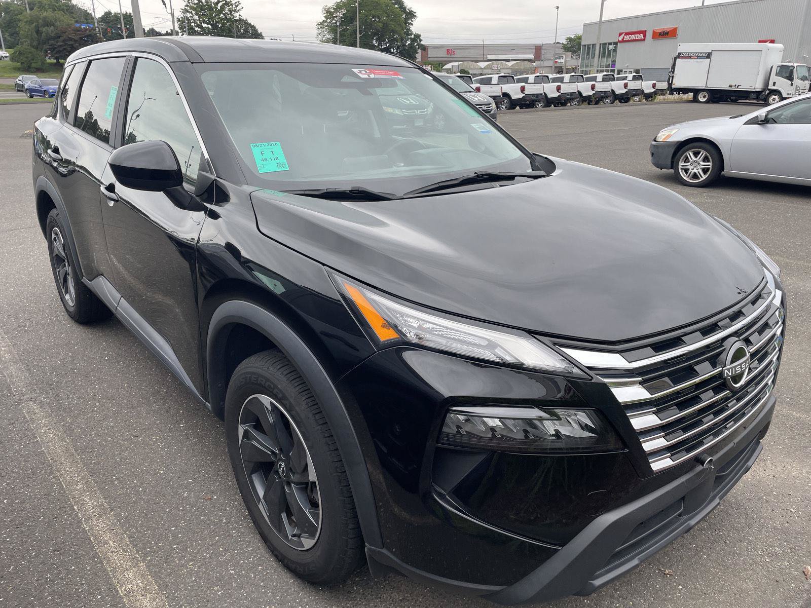 Used 2024 Nissan Rogue SV