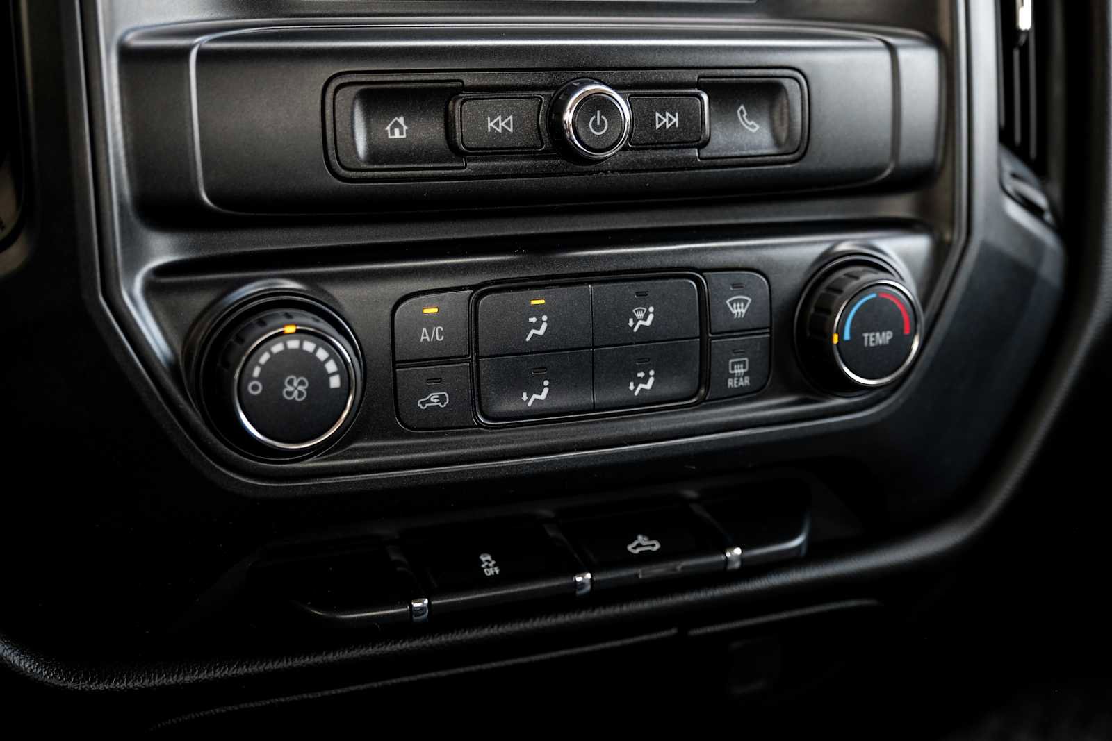 Used 2017 Chevrolet Silverado 1500 Custom w/ Rally 1 Edition AWD/4WD image 25