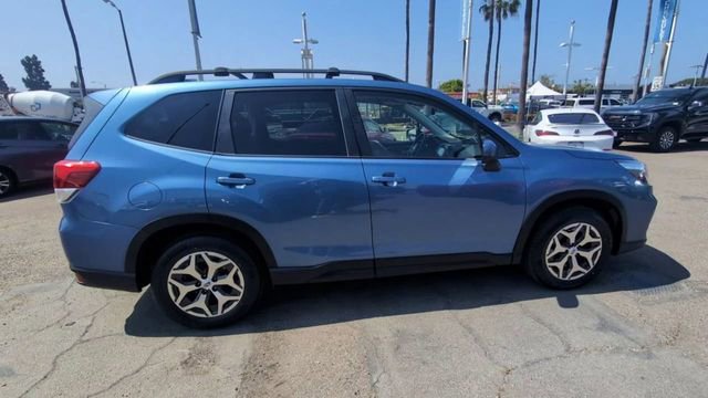 Used 2020 Subaru Forester Premium AWD/4WD image 9