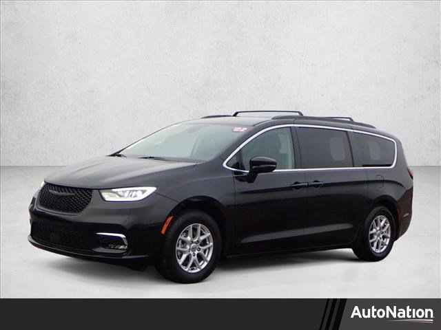 Used 2022 Chrysler Pacifica Touring-L image 1