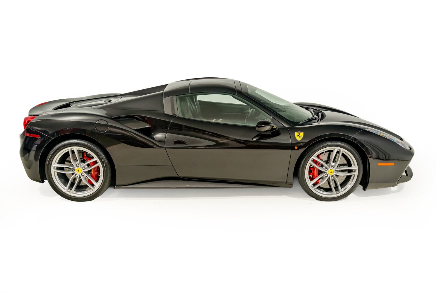 Used 2018 Ferrari 488 Spider RWD image 10