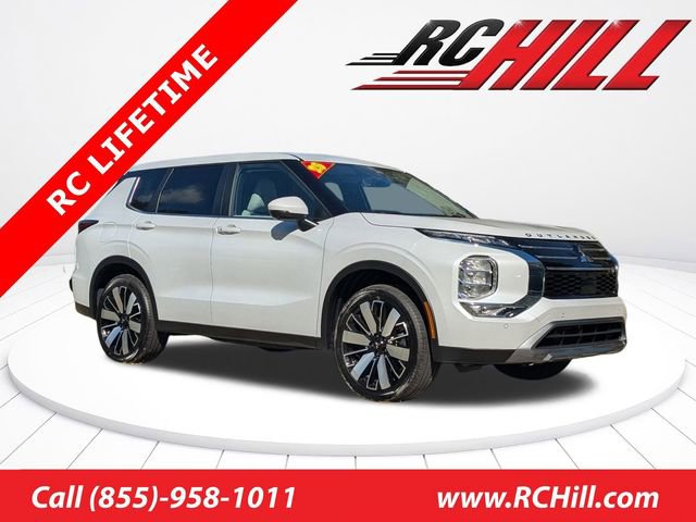 New 2025 Mitsubishi Outlander SE