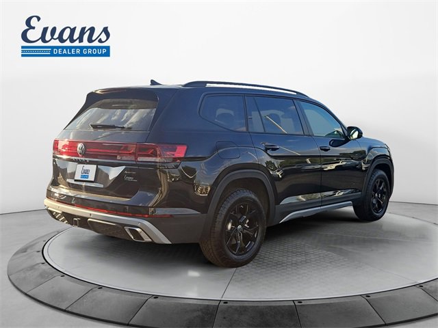 New 2026 Volkswagen Atlas Peak Edition image 5