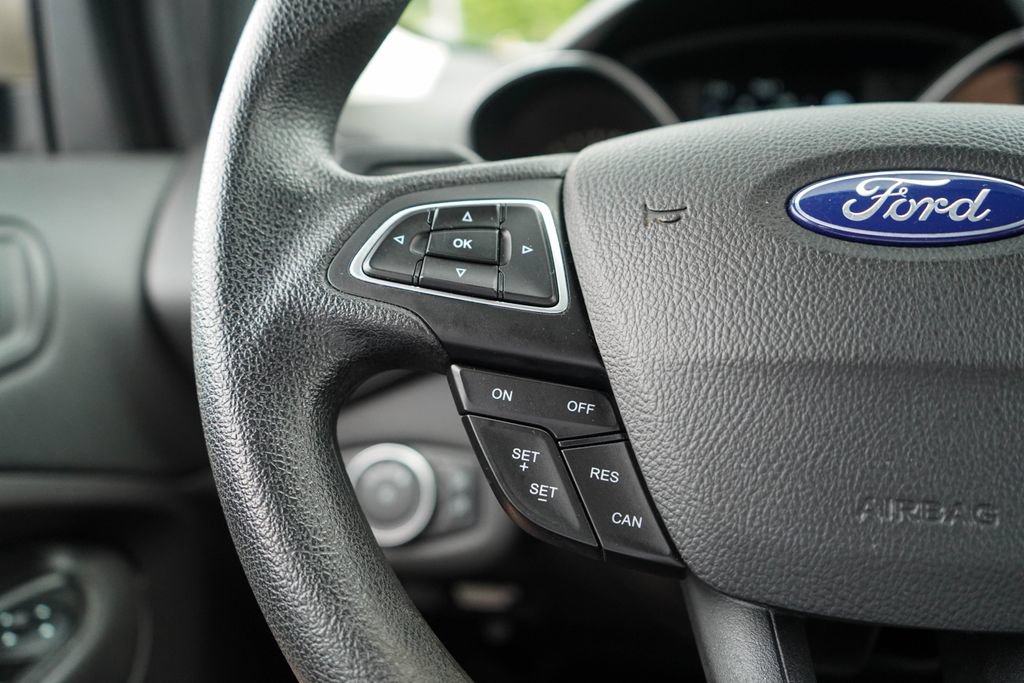 Used 2017 Ford Escape SE FWD image 29