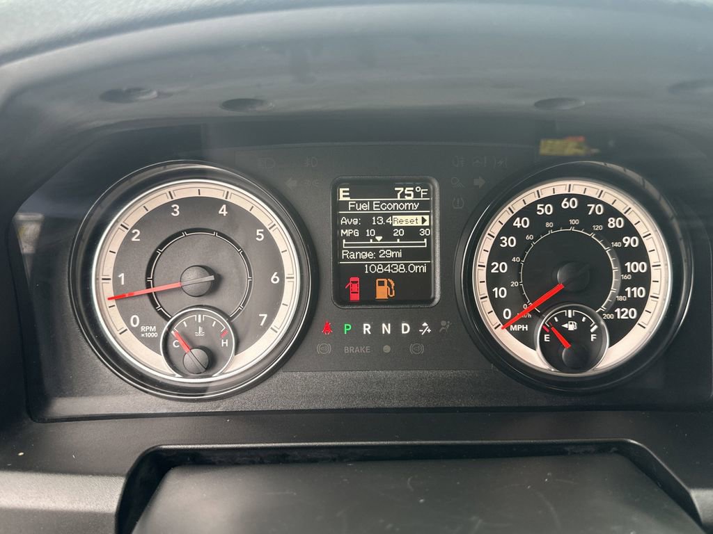 Used 2021 RAM 1500 Classic SLT image 27