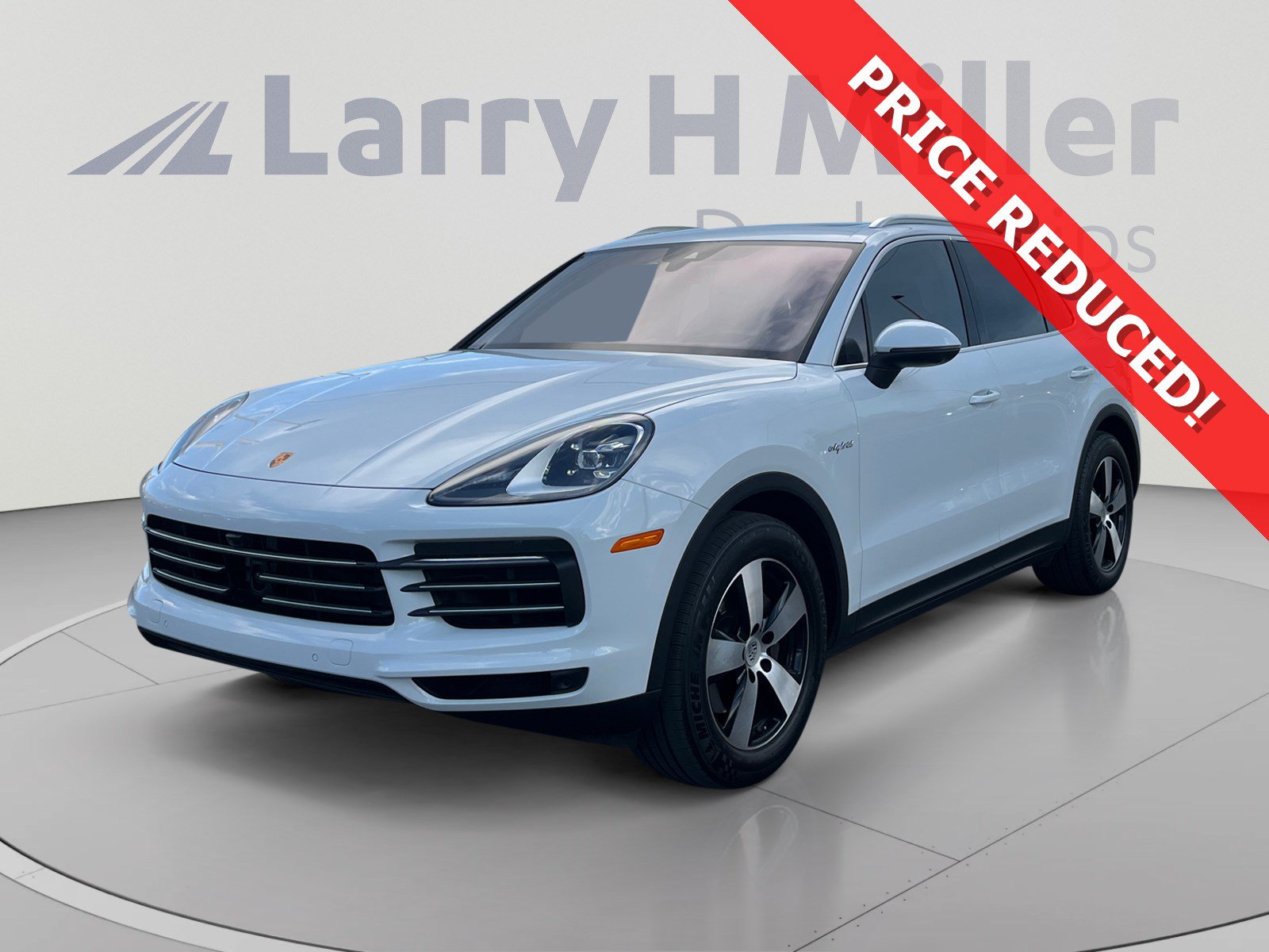 Used 2022 Porsche Cayenne E-Hybrid AWD/4WD image 1