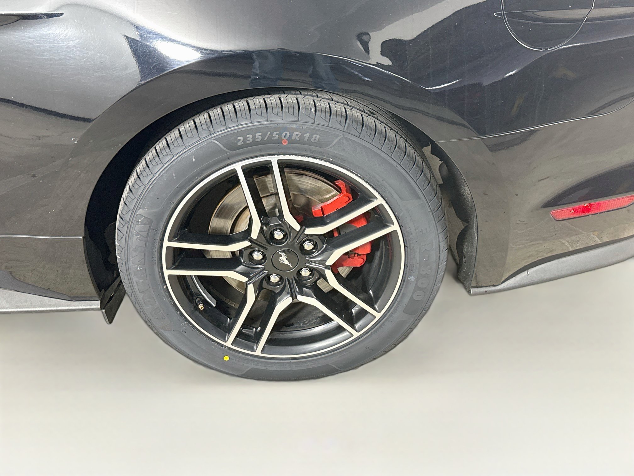 Used 2019 Ford Mustang GT RWD image 33