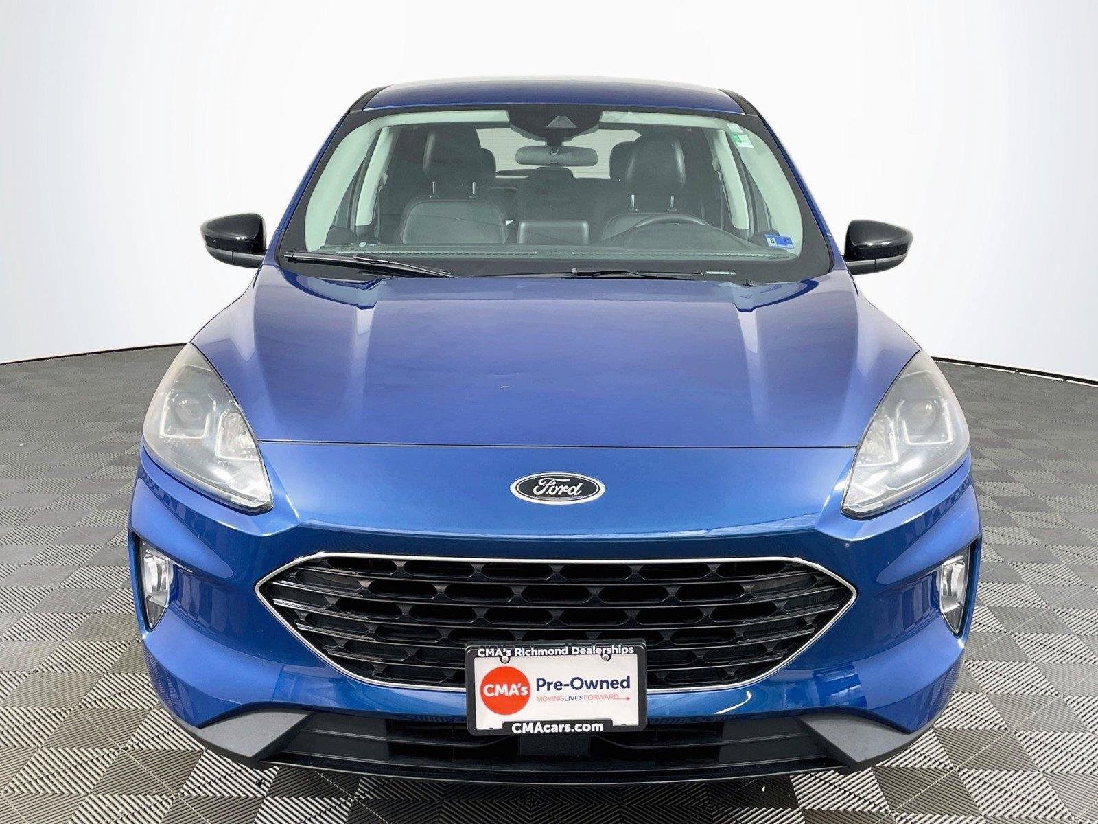 Used 2022 Ford Escape SEL w/ SEL Stealth AWD Package image 2