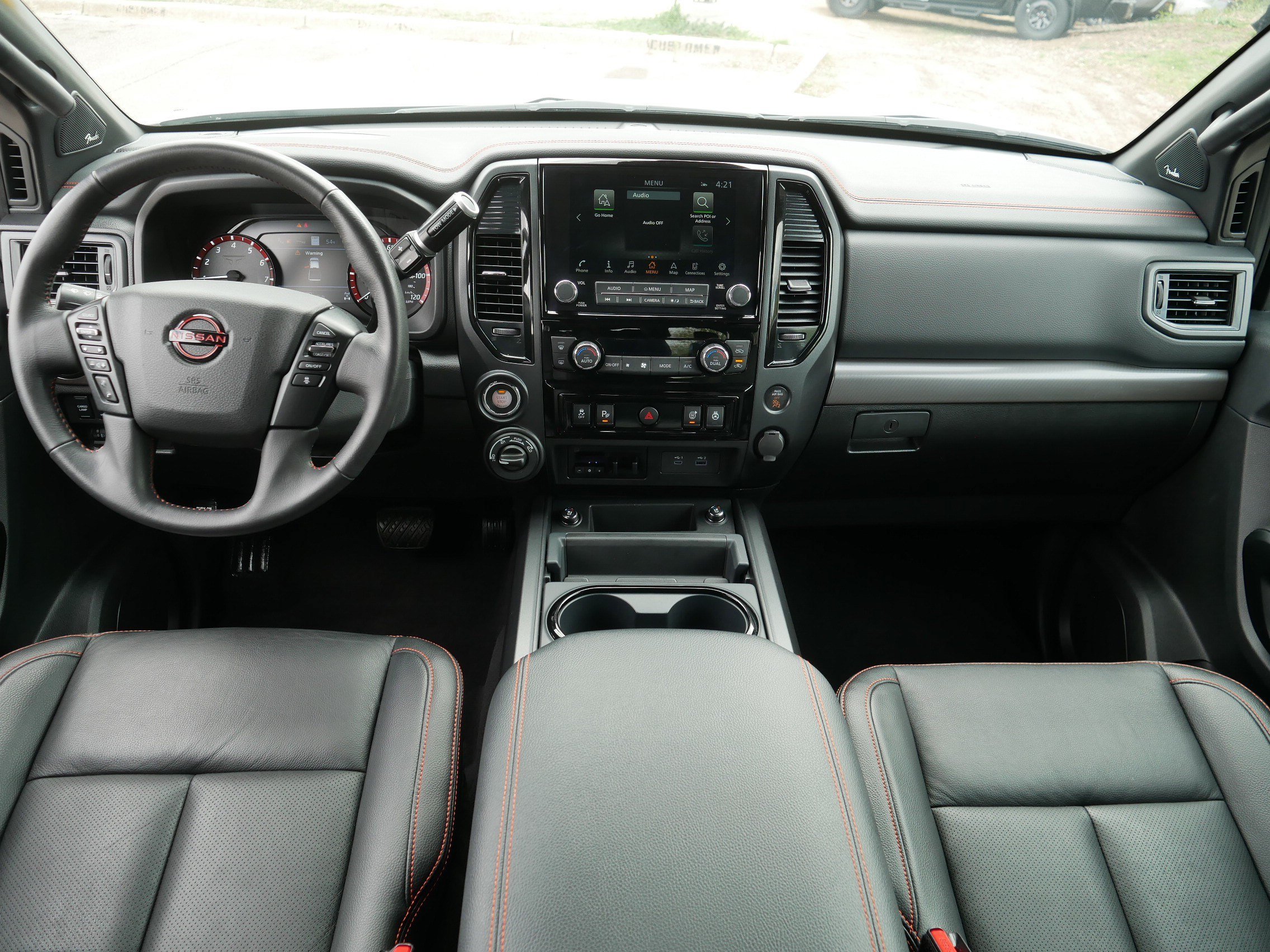 Certified 2024 Nissan Titan PRO-4X w/ Pro-4x Convenience Package AWD/4WD image 10
