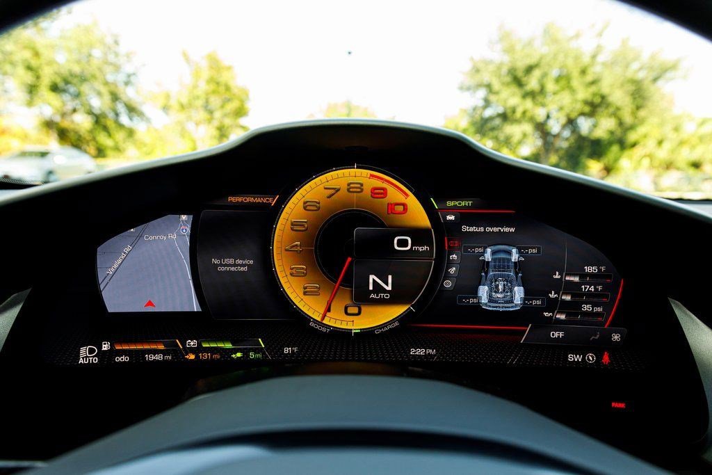 Used 2024 Ferrari 296 GTS image 32