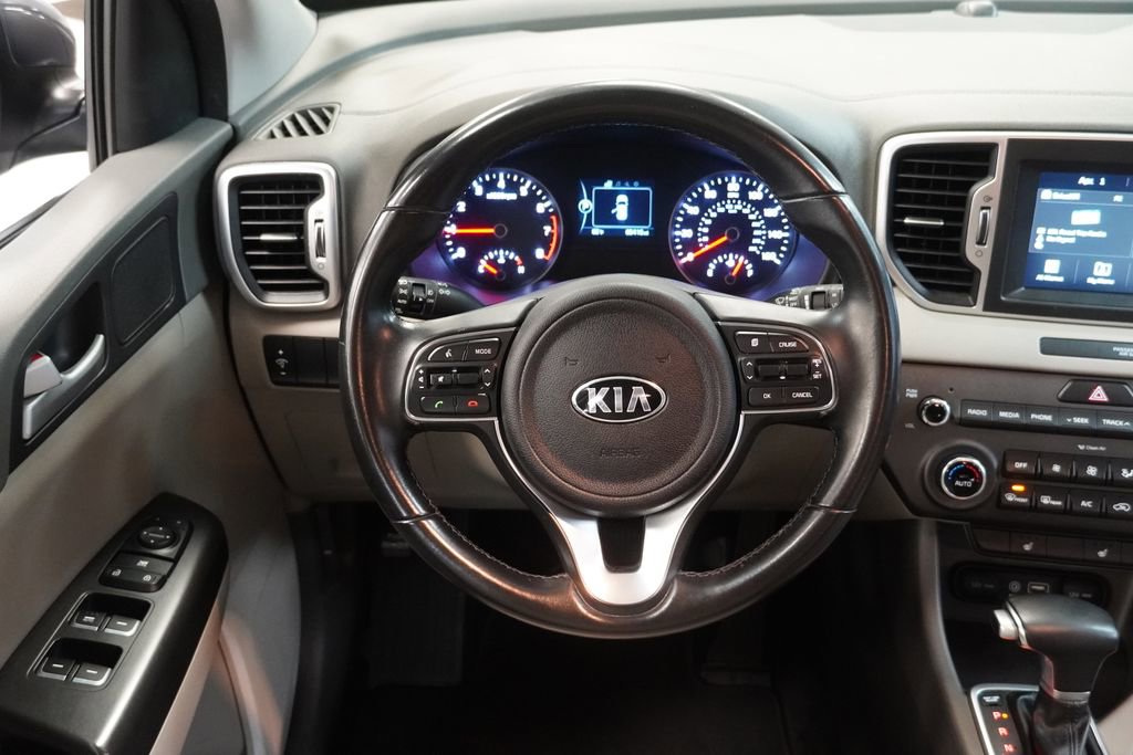 Used 2017 Kia Sportage EX image 10